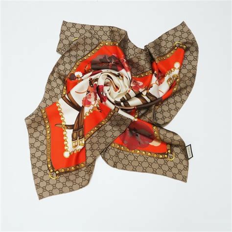 foulard seta gucci prezzi